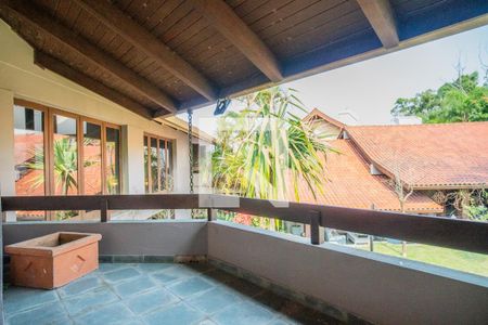 Casa de condomínio para alugar com 1400m², 8 quartos e 4 vagas Casa de condomínio para alugar com 1400m², 8 quartos e 4 vagasVaranda do Quarto 4