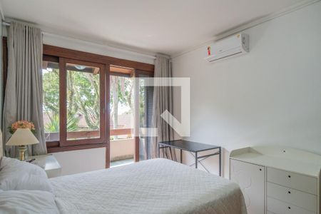 Casa de condomínio para alugar com 1400m², 8 quartos e 4 vagas Casa de condomínio para alugar com 1400m², 8 quartos e 4 vagasQuarto 3