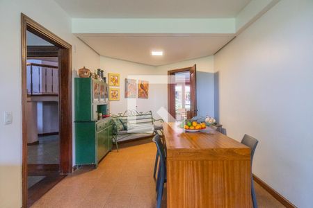 Casa de condomínio para alugar com 1400m², 8 quartos e 4 vagas Casa de condomínio para alugar com 1400m², 8 quartos e 4 vagasCozinha