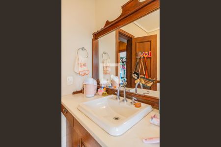 Casa de condomínio para alugar com 1400m², 8 quartos e 4 vagas Casa de condomínio para alugar com 1400m², 8 quartos e 4 vagasBanheiro do Quarto 1