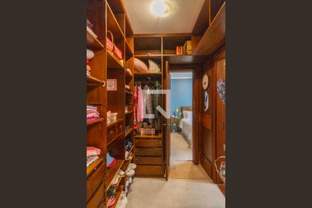 Casa de condomínio para alugar com 1400m², 8 quartos e 4 vagas Casa de condomínio para alugar com 1400m², 8 quartos e 4 vagasQuarto 1