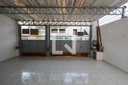 Vista da Sala de casa para alugar com 2 quartos, 164m² em Veleiros, São Paulo