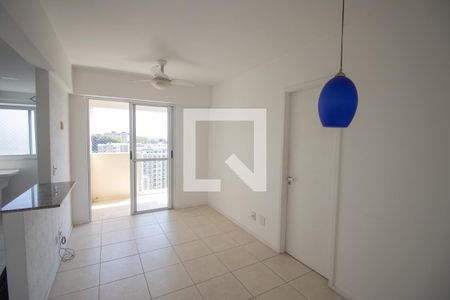 Sala de apartamento para alugar com 1 quarto, 39m² em Alcantara, São Gonçalo