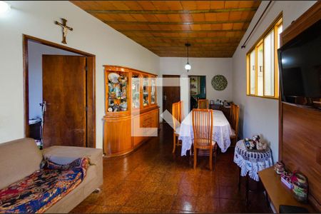 Sala de jantar de casa à venda com 3 quartos, 230m² em Salgado Filho, Belo Horizonte