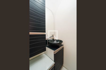 Casa de condomínio à venda com 80m², 3 quartos e 1 vaga Casa de condomínio à venda com 80m², 3 quartos e 1 vagaBanheiro Social