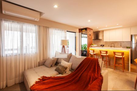 Sala de apartamento à venda com 2 quartos, 84m² em Pinheiros, São Paulo