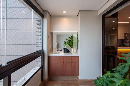 Varanda de apartamento à venda com 2 quartos, 84m² em Pinheiros, São Paulo