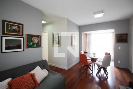 Sala de apartamento à venda com 3 quartos, 96m² em Itaim Bibi, São Paulo