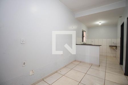 Sala de casa para alugar com 2 quartos, 36m² em Taguatinga Sul (taguatinga), Brasília