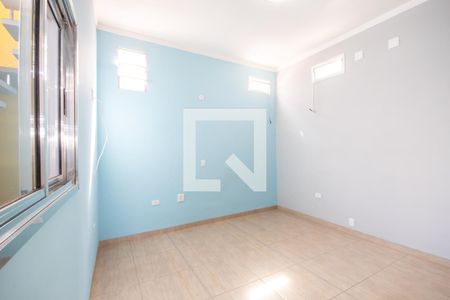 Quarto 1 de casa à venda com 2 quartos, 42m² em Veloso, Osasco