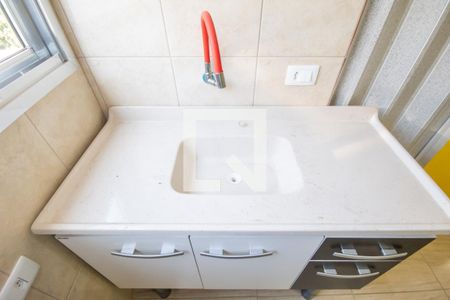 Sala e Cozinha de casa à venda com 2 quartos, 42m² em Veloso, Osasco