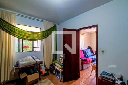 Quarto 1 de casa à venda com 3 quartos, 260m² em Alto Caiçaras, Belo Horizonte