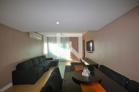 Sala de apartamento para alugar com 3 quartos, 147m² em Centro, Nova Iguaçu