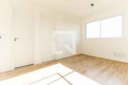 Sala de apartamento para alugar com 2 quartos, 35m² em Conjunto Residencial José Bonifácio, São Paulo