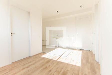 Sala de apartamento para alugar com 2 quartos, 35m² em Conjunto Residencial José Bonifácio, São Paulo