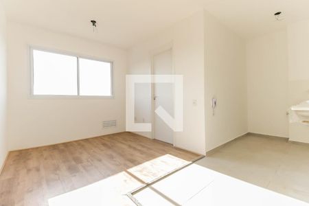 Sala de apartamento para alugar com 2 quartos, 35m² em Conjunto Residencial José Bonifácio, São Paulo