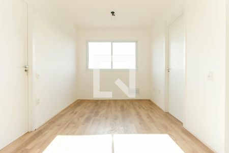 Sala de apartamento para alugar com 2 quartos, 35m² em Conjunto Residencial José Bonifácio, São Paulo