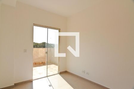 Apartamento para alugar com 2 quartos, 40m² em Jardim Mangalot, São Paulo