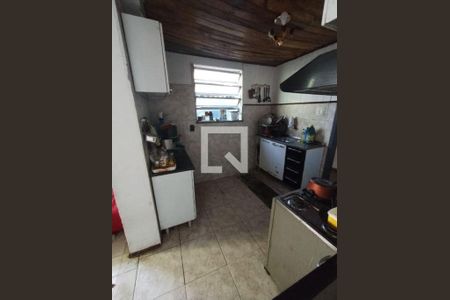 Casa à venda com 5 quartos, 250m² em São Francisco, Niterói