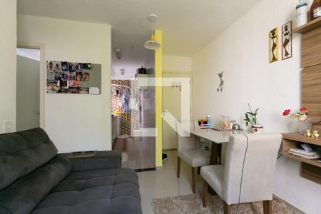 Sala de apartamento para alugar com 2 quartos, 100m² em Colônia (zona Leste), São Paulo