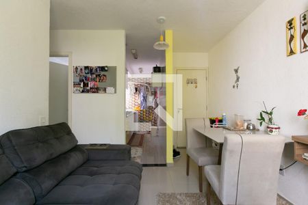 Sala de apartamento para alugar com 2 quartos, 100m² em Colônia (zona Leste), São Paulo