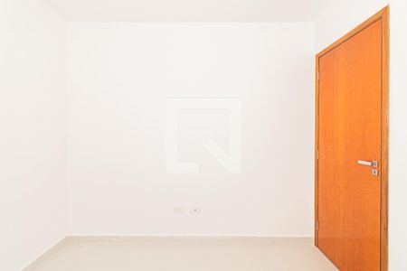 Quarto 2 de apartamento para alugar com 2 quartos, 36m² em Vila Nivi, São Paulo