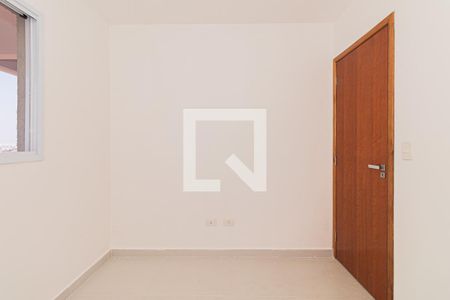 Quarto 1 de apartamento para alugar com 2 quartos, 36m² em Vila Nivi, São Paulo