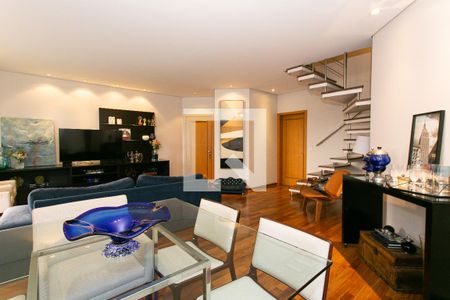 Apartamento à venda com 175m², 3 quartos e 3 vagasSala