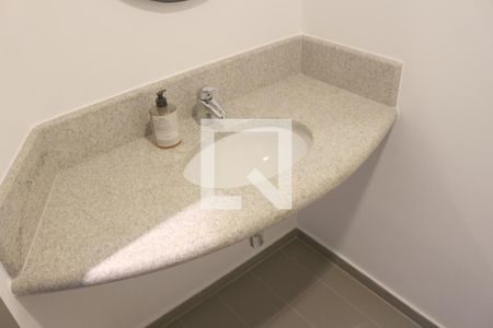 Banheiro de kitnet/studio para alugar com 1 quarto, 21m² em Santa Paula, São Caetano do Sul