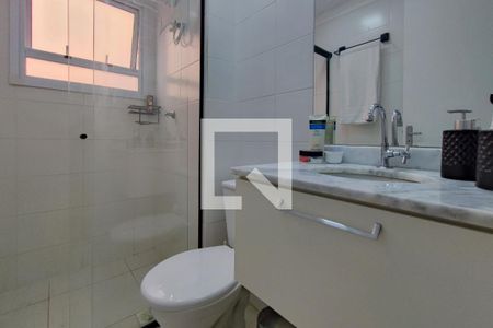 Banheiro Suíte de apartamento para alugar com 2 quartos, 57m² em Vila Satúrnia, Campinas