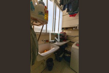 Apartamento à venda com 129m², 3 quartos e 1 vaga Apartamento à venda com 129m², 3 quartos e 1 vagaLavanderia