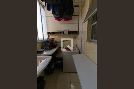 Apartamento à venda com 129m², 3 quartos e 1 vaga Apartamento à venda com 129m², 3 quartos e 1 vagaLavanderia