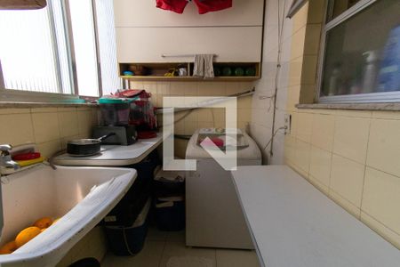 Apartamento à venda com 129m², 3 quartos e 1 vaga Apartamento à venda com 129m², 3 quartos e 1 vagaLavanderia