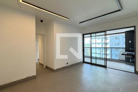 Sala de apartamento para alugar com 2 quartos, 94m² em Alphaville Empresarial, Barueri