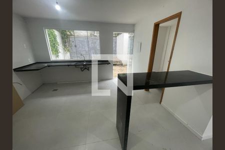 Casa à venda com 3 quartos, 100m² em São Francisco, Niterói