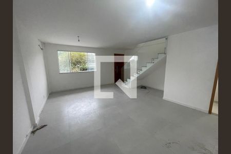 Casa à venda com 3 quartos, 100m² em São Francisco, Niterói