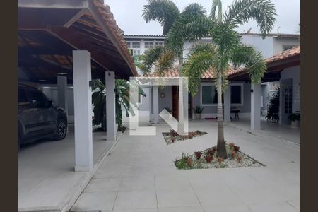 Casa à venda com 3 quartos, 240m² em Serra Grande, Niterói