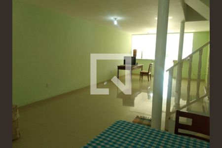 Casa à venda com 3 quartos, 180m² em Piratininga, Niterói