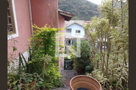 Casa à venda com 3 quartos, 287m² em Engenho do Mato, Niterói