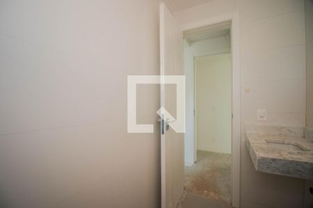 Banheiro da Suíte 1 de apartamento à venda com 3 quartos, 129m² em Higienópolis, Porto Alegre