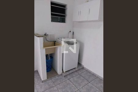 Casa à venda com 3 quartos, 225m² em Vila Rio Branco, São Paulo