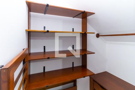 Closet de kitnet/studio para alugar com 1 quarto, 28m² em Vila Ema, São Paulo