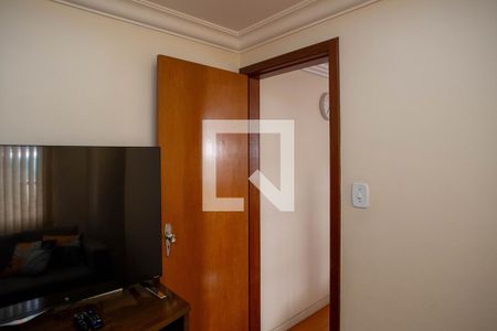 Sala de TV de apartamento à venda com 3 quartos, 120m² em Santo Antônio, Belo Horizonte