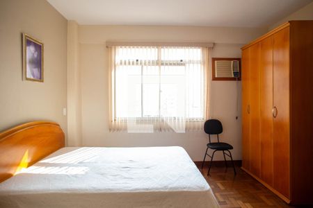 Suíte de apartamento à venda com 3 quartos, 120m² em Santo Antônio, Belo Horizonte