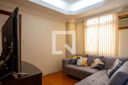 Sala de TV de apartamento à venda com 3 quartos, 120m² em Santo Antônio, Belo Horizonte