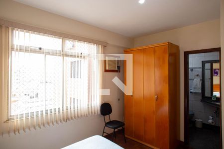 Suíte de apartamento à venda com 3 quartos, 120m² em Santo Antônio, Belo Horizonte