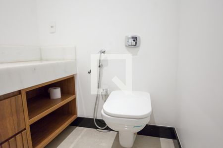 Lavabo de casa de condomínio à venda com 3 quartos, 305m² em Alphaville, Nova Lima