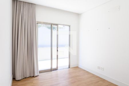 suite 1 de casa de condomínio à venda com 3 quartos, 305m² em Alphaville, Nova Lima