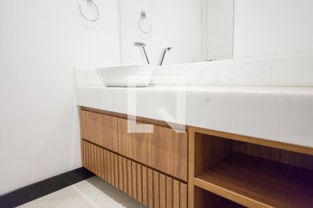 Lavabo de casa de condomínio à venda com 3 quartos, 305m² em Alphaville, Nova Lima