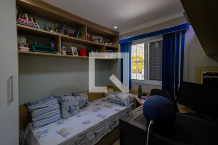 Quarto 2 de casa à venda com 3 quartos, 300m² em Vila Paulo Silas, São Paulo